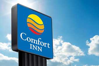 Hotel Comfort Inn & Suites