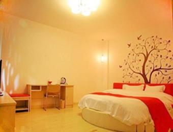 Thank Inn Plus Hotel Shandong Quhu Bus Station