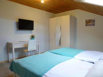 Hostal G�stehaus Isler