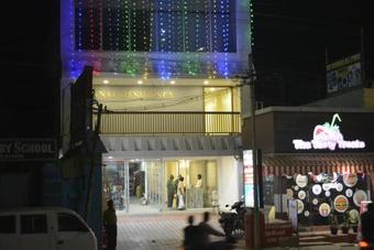 Bed & Breakfast Annai Residency