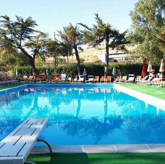 Bed & Breakfast Bar Centrale Zichella