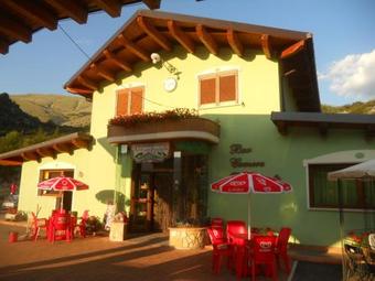 Hostal La Locanda Del Lago Lucciola