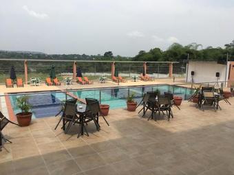 Hotel Golden Tulip Agulu Lake