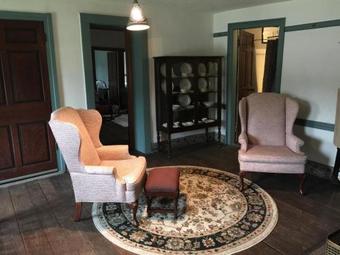 Headley Inn Bed And Breakfast