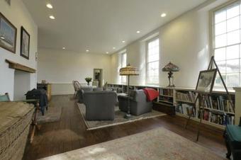 Posada The Buck School Inn