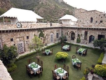 The Dadhikar Fort Hotel