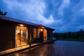 Villa Anjee's Chalet By Vista Rooms