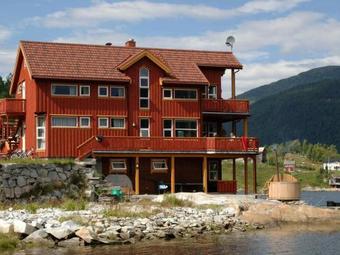 Apartamento Three-bedroom Holiday Home In Todalen