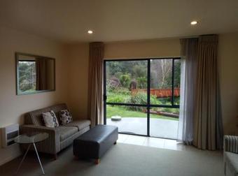 Patons Rock Beach Villas