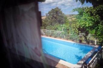 Hostal Otus-vista-mare-e-piscina