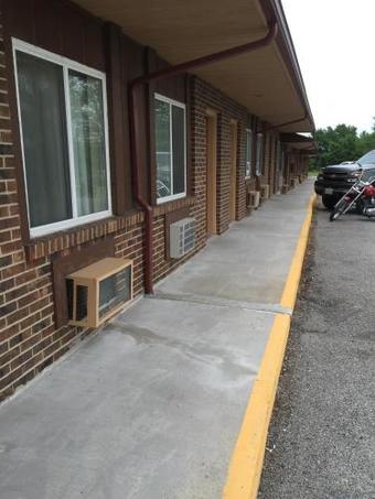 Motel Economy Inn