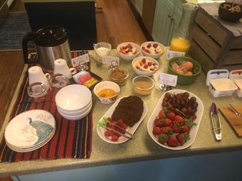 Bed & Breakfast Oakland Manor House Inn