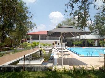 Hotel The Grand Leisure Village