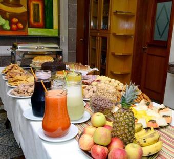 Condall Palace Hotel