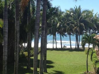 Large Beach House With Rooftop Ocean View Pool!!