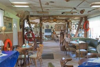 Hostal Familienzimmer Mit Gemeinschaftsbad