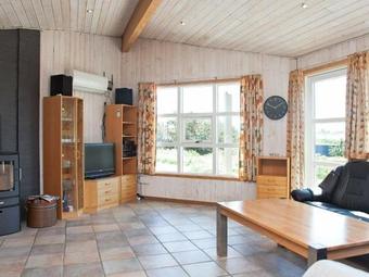 Three-bedroom Holiday Home In Vejers Strand 2