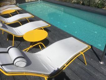 Le 19-21 - Un Amour D'hotel