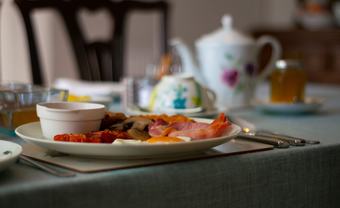 Pontyclerc Farm House Bed And Breakfast