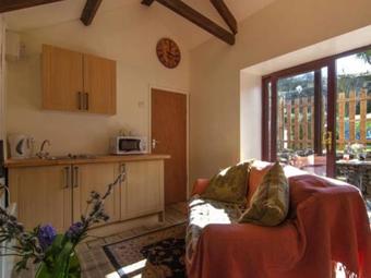 Holiday Home The Coombe