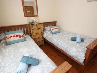 Honeysuckle Cottage, Helston