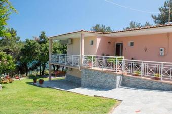Hostal Pension Giannis