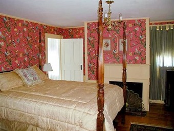 Bed & Breakfast Pepper House Inn