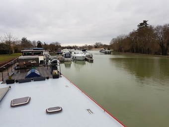 Hotel Serenity Barge