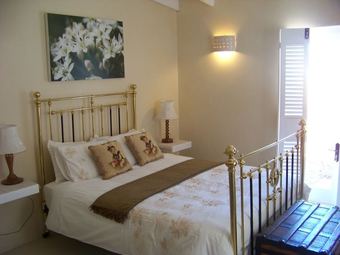 Bed & Breakfast Le Bonheur Guest Accommodation
