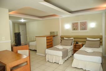 Hotel Village Icara�
