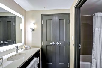Hotel Homewood Suites By Hilton Boston Brookline-longwood Medical