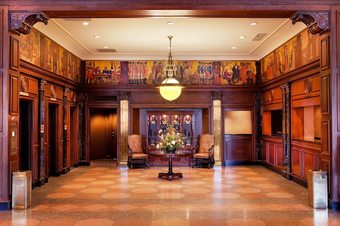 Hotel Roanoke & Conference Ctr, Curio Collection By Hilton 