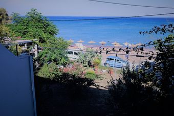 Delfini Beach Hotel