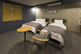 Hotel Brown Dot Waterpark