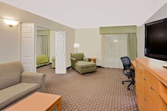 Hotel Ramada By Wyndham Marquette