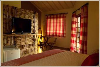 Hostal Casas Di Monte Ecopousada