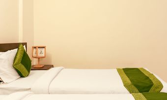 Treebo Trip Hotel Worldtree