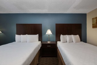 Hotel Americinn By Wyndham La Crosse Riverfront-conference Center
