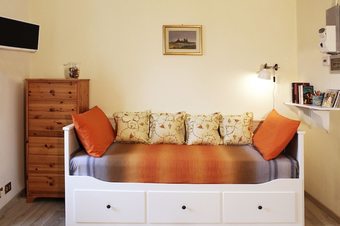 Silverlake Apartment