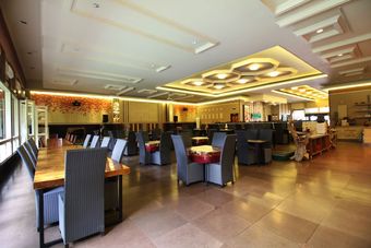 Hotel Airy Monjali Sleman Palagan Tentara Pelajar Km 9 Yogyakarta