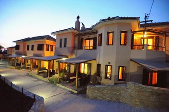 Apartamentos Symmetron Suites