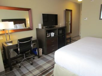 Hotel Days Inn & Suites By Wyndham Airdrie