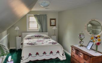 Los Gatos Bed & Breakfast