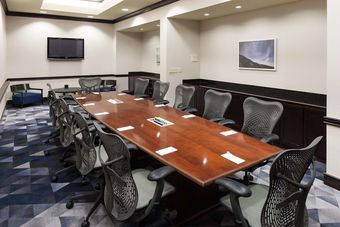 Hotel Embassy Suites By Hilton Tampa Brandon