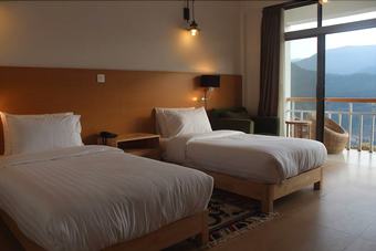 Hotel Zhingkham Resort