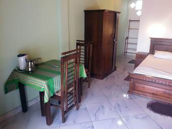 Oyo 354 Lagoon Garden Hotel