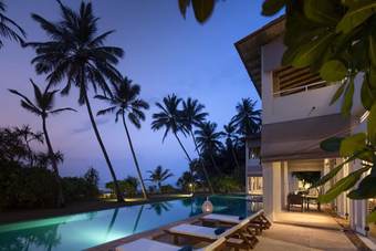 Hotel Sri Villas