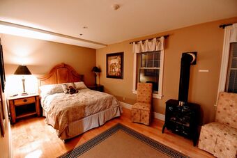 Motel The Burleigh Falls Inn & Suites