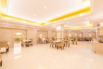 Royale International Hotel