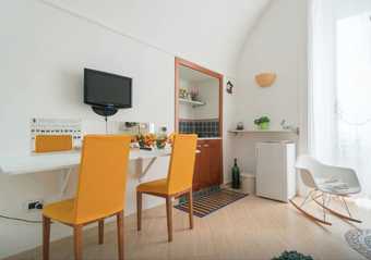 Neapolitan Style Apartment